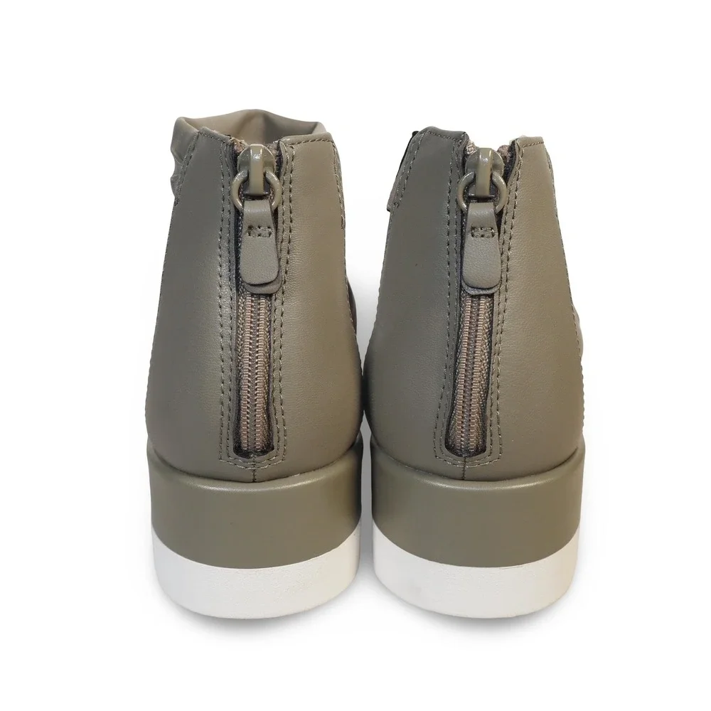 Clarks Clara Rae Wedge Sandals Womens 8.5M Olive Green Ankle Strap 61415466